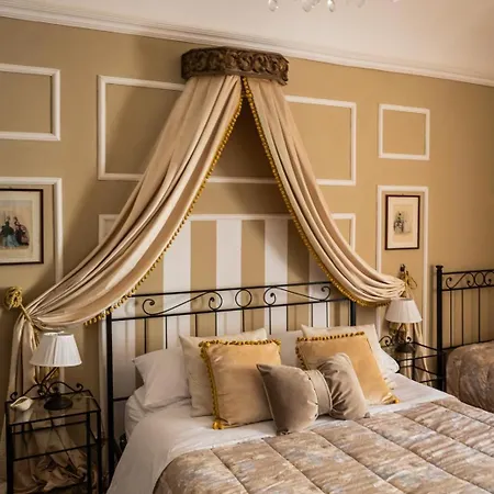 La Foresteria Di Palazzo Picedi Benettini 4* Sarzana