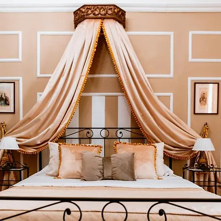 Foresteria Di Palazzo Picedi - Historic Πανσιόν 4*