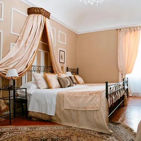 La Foresteria Di Palazzo Picedi Benettini 사르자나