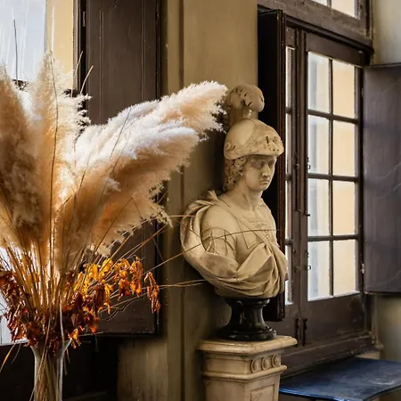 La Foresteria Di Palazzo Picedi Benettini 사르자나