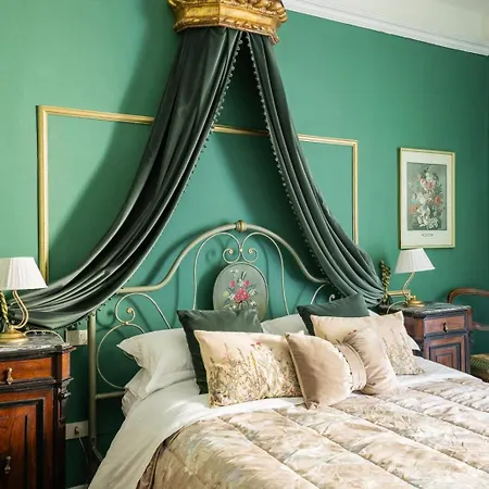 La Foresteria Di Palazzo Picedi Benettini 게스트하우스 *