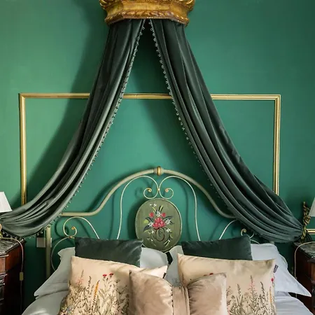 La Foresteria Di Palazzo Picedi Benettini بيت ضيافة