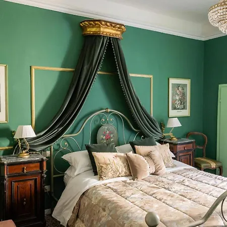 La Foresteria Di Palazzo Picedi Benettini 4* サルツァーナ