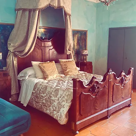 La Foresteria Di Palazzo Picedi Benettini サルツァーナ