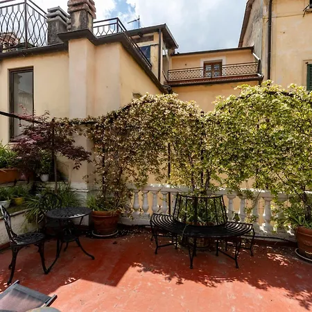 La Foresteria Di Palazzo Picedi Benettini 4* サルツァーナ