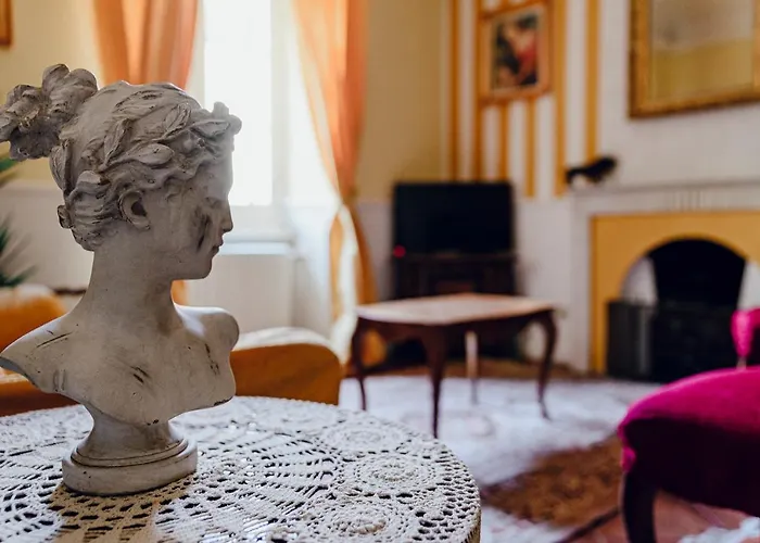 La Foresteria Di Palazzo Picedi Benettini Gasthuis Sarzana