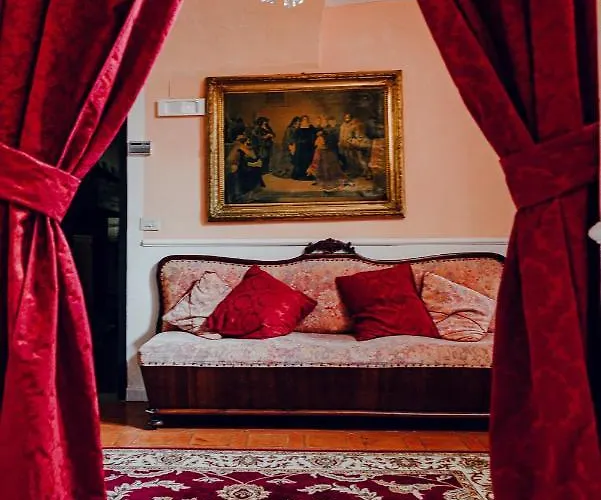 La Foresteria Di Palazzo Picedi Benettini Gasthuis Sarzana