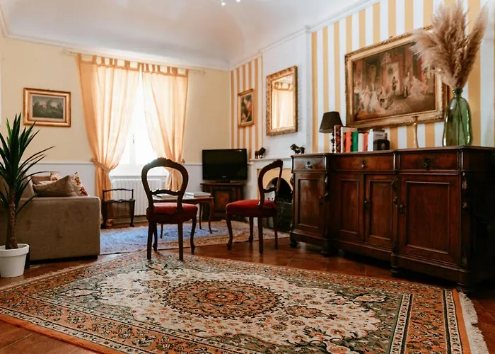 La Foresteria Di Palazzo Picedi Benettini Gasthuis