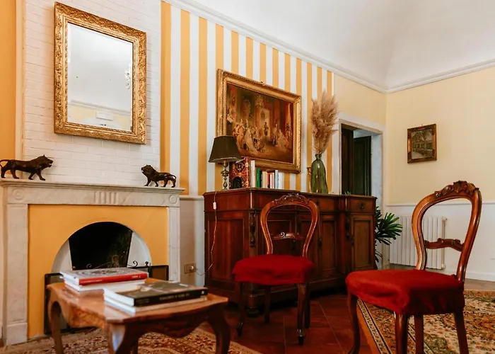 Foresteria Di Palazzo Picedi - Historic ゲストハウス
