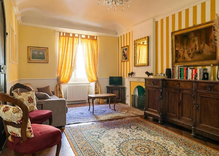 La Foresteria Di Palazzo Picedi Benettini Gasthuis