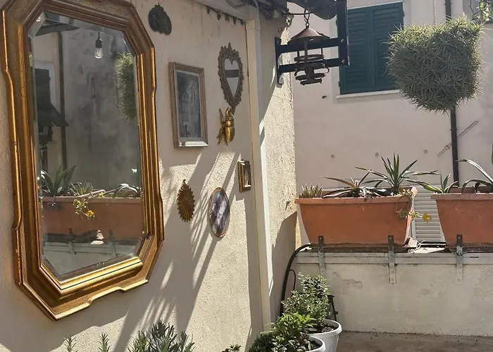 Affittacamere La Foresteria Di Palazzo Picedi Benettini