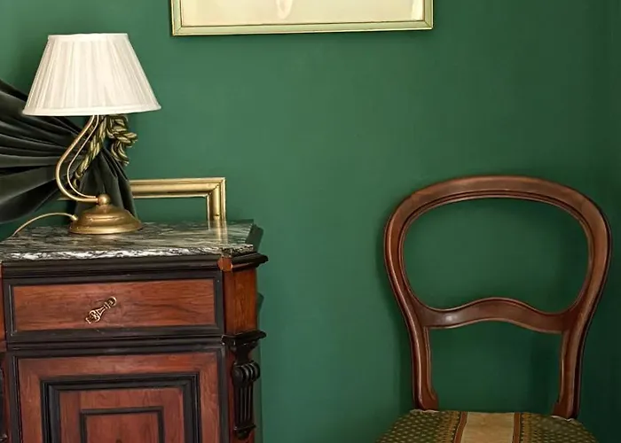 La Foresteria Di Palazzo Picedi Benettini Affittacamere Sarzana